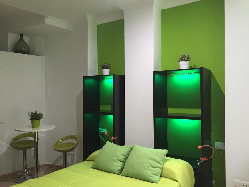Apartamentos Gold Málaga Quarto foto