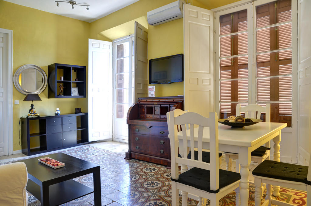 Apartamentos Gold Málaga Quarto foto